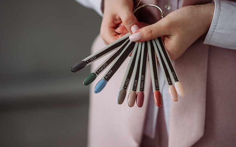 Zašto izabrati ruski manikir za savršen izgled noktiju?